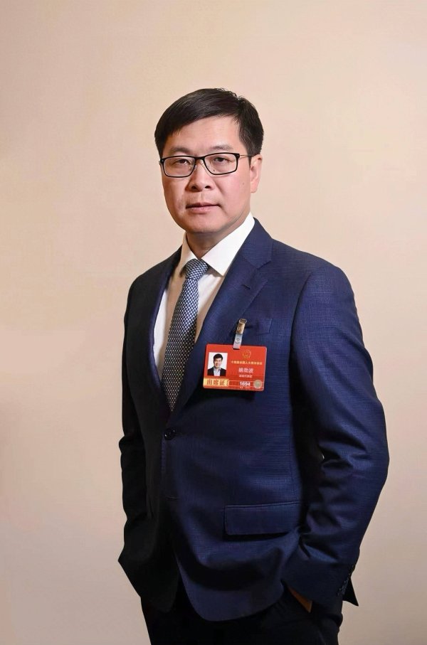 全国人大代表姚劲波：建议构建全周期生育支持体系 让家庭敢生、养得好