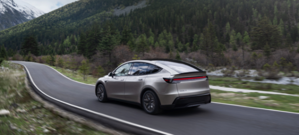 传特斯拉将在印度推出六座版Model Y