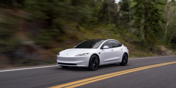 约2.9万美元，中国产特斯拉Model 3后驱版在加拿大售价创历史新低